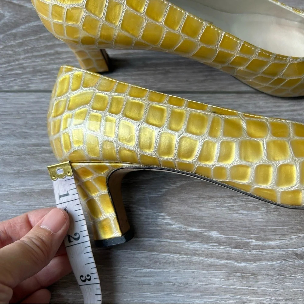 Vintage Thomas Wallace Yellow Gold Croc Giraffe Patern Patent Leather Heels - Picture 13 of 14
